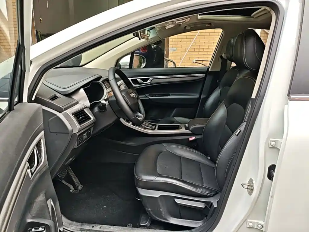 Geely Emgrand GS 2020 2019 1.4T CVT Elegance