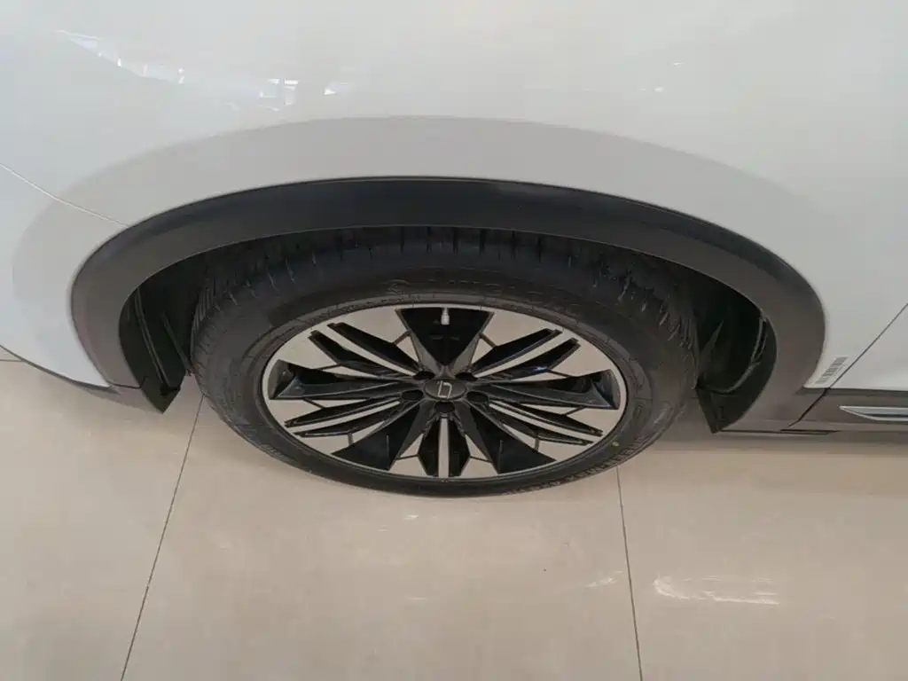 Besturn Bestune T77 2025 2023 1.5T Automatic Luxury