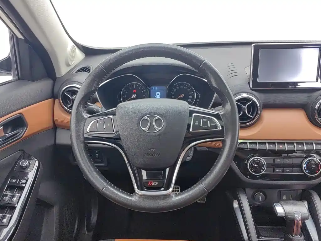 BAIC Senova X35 2016 2016 1.5L Automatic Zungui