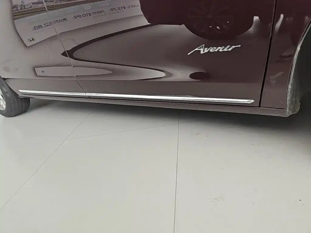 Фото 21 - Buick GL8