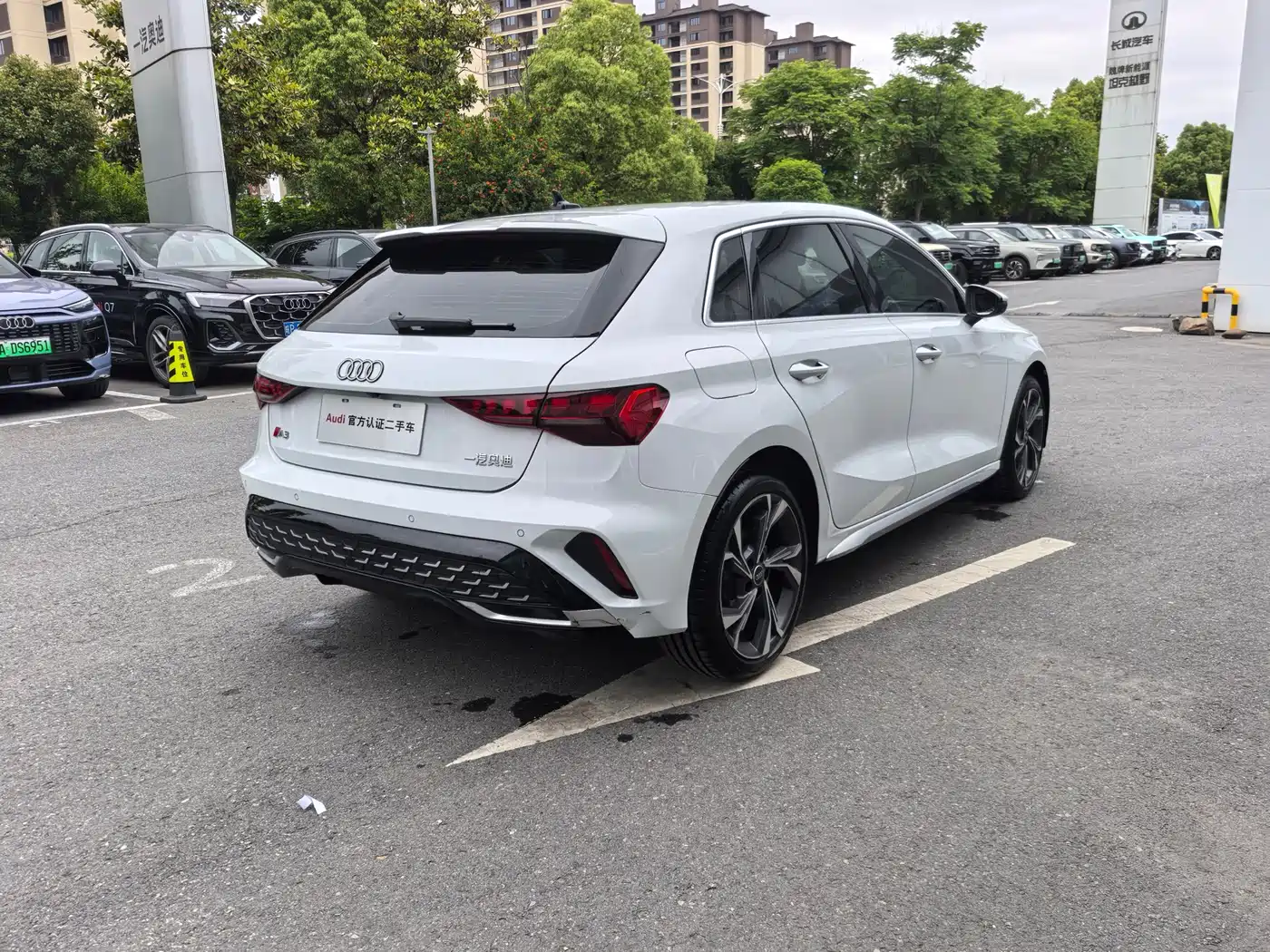 Audi A3 2025 Sportback 35TFSI Flying Premium фото 8