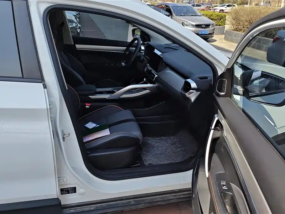 GEELY AUTOMOBILE BINYUE