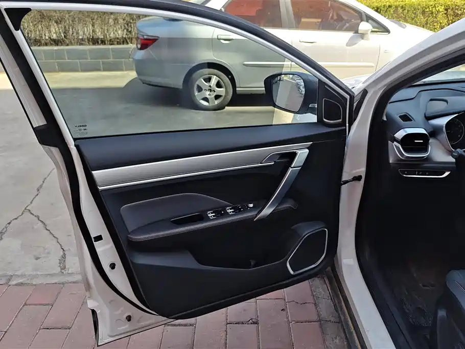 GEELY AUTOMOBILE BINYUE