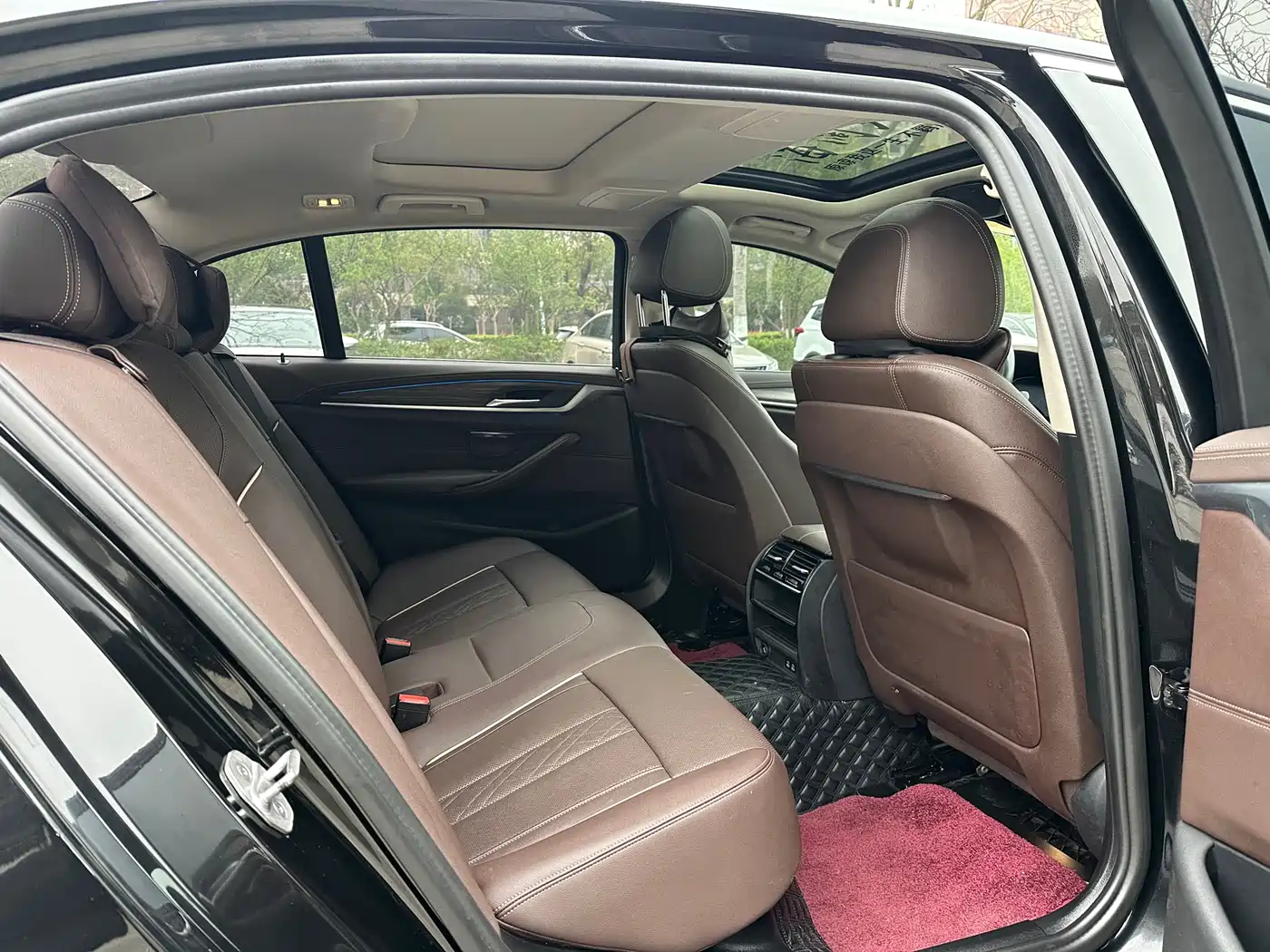 BMW 5 Series New Energy 2022 Facelift 535Le Luxury Package фото 10