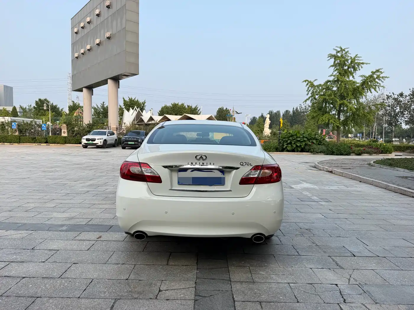 Фото 5 - Infiniti Q70