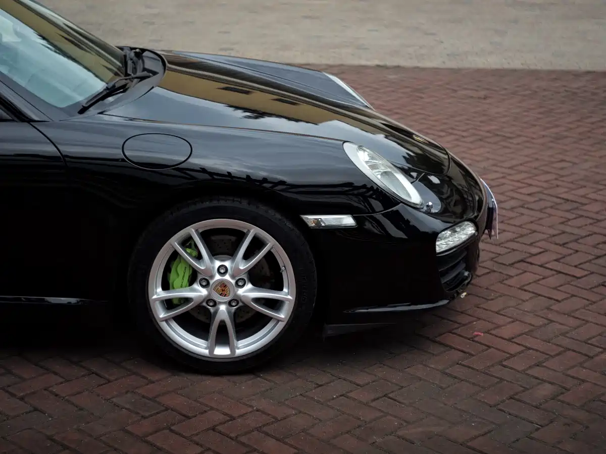 Porsche 911 2010 Carrera 3.6L фото 12