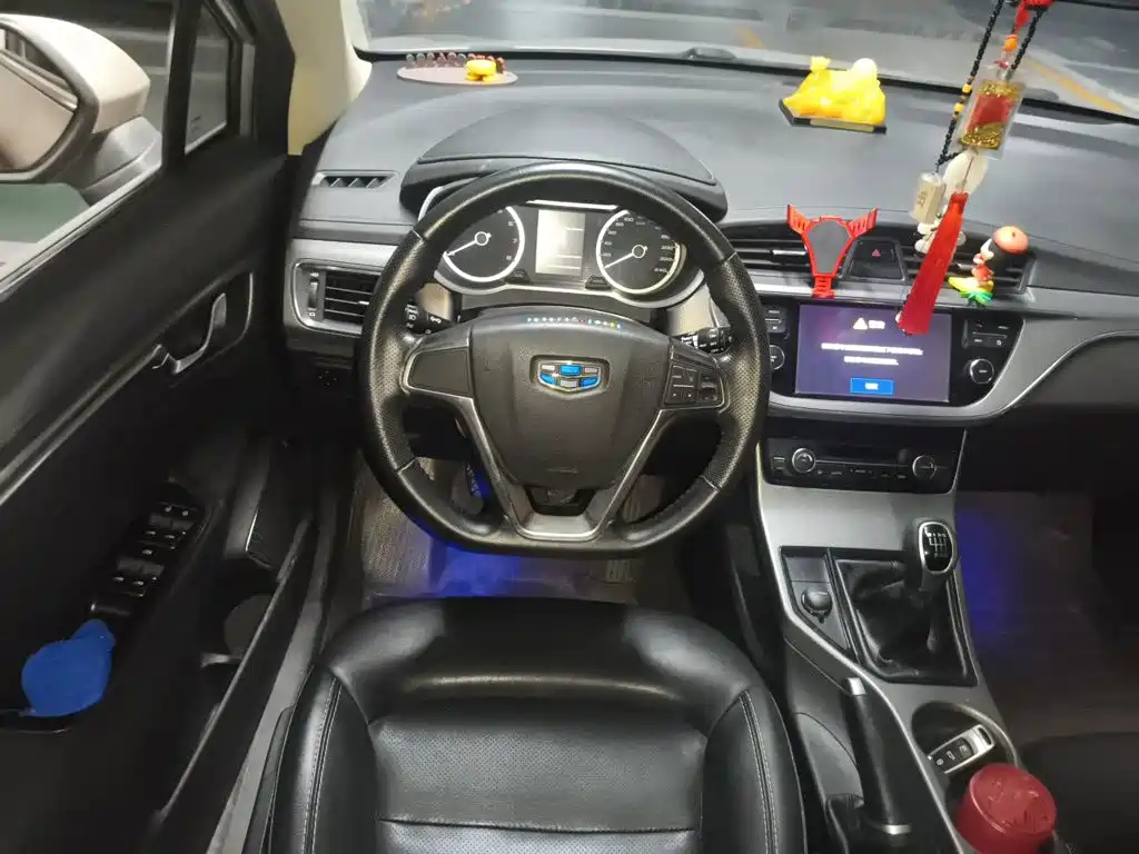 Geely Emgrand GS 2016 2016 Elegance Edition 1.3T Manual Premium