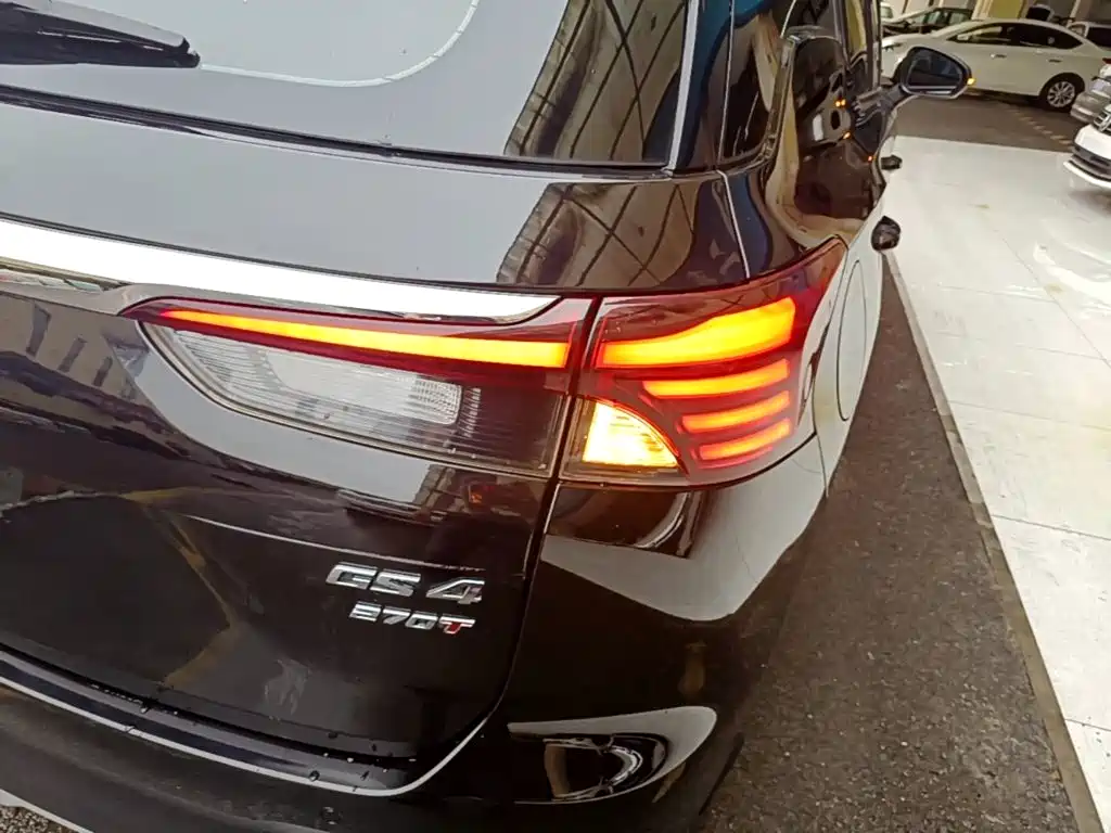 صورة 8 - GAC Trumpchi GS4