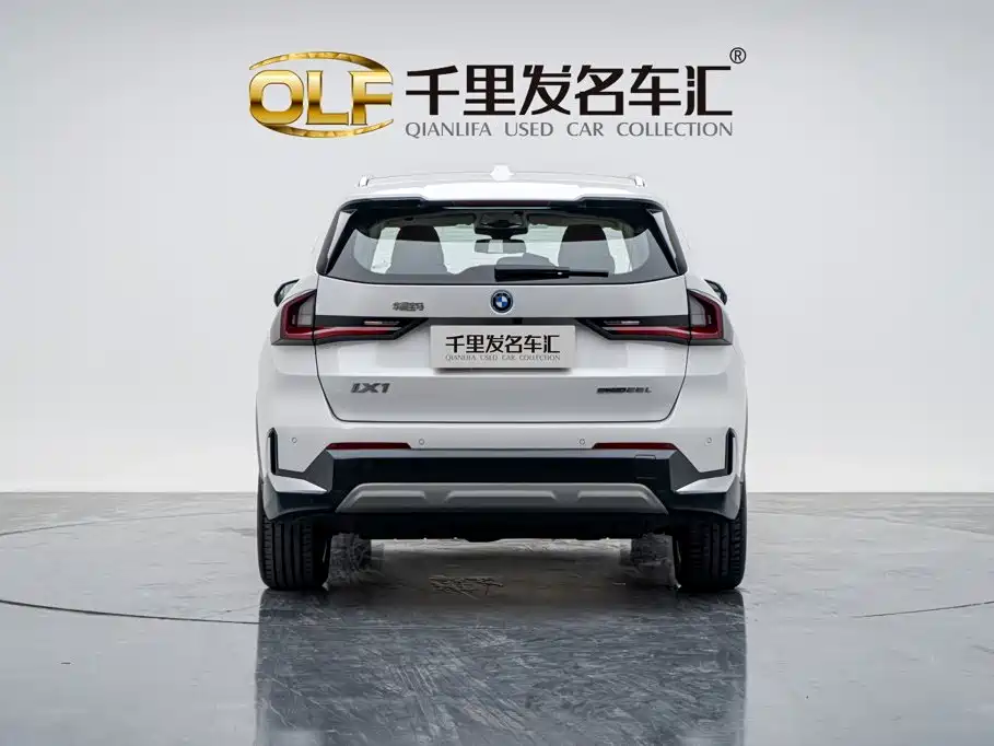 2026 BMW iX1
