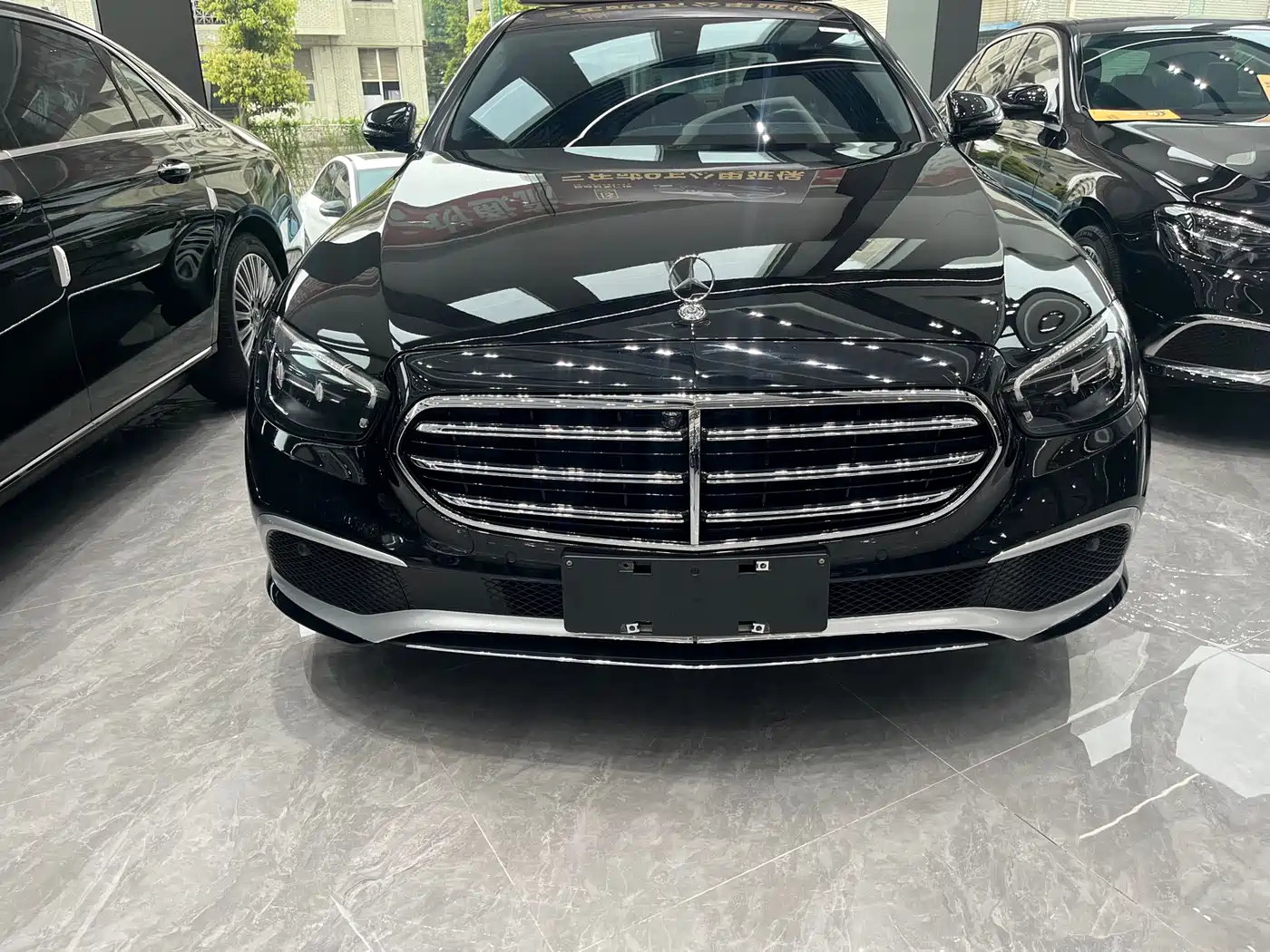 MERCEDES-BENZ E CLASS