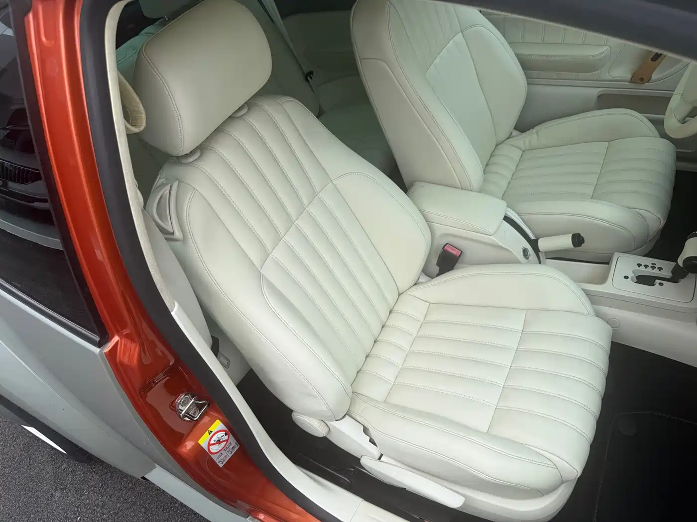 Volkswagen Beetle 2010 2010 1.8T BlackOrange Luxury Edition