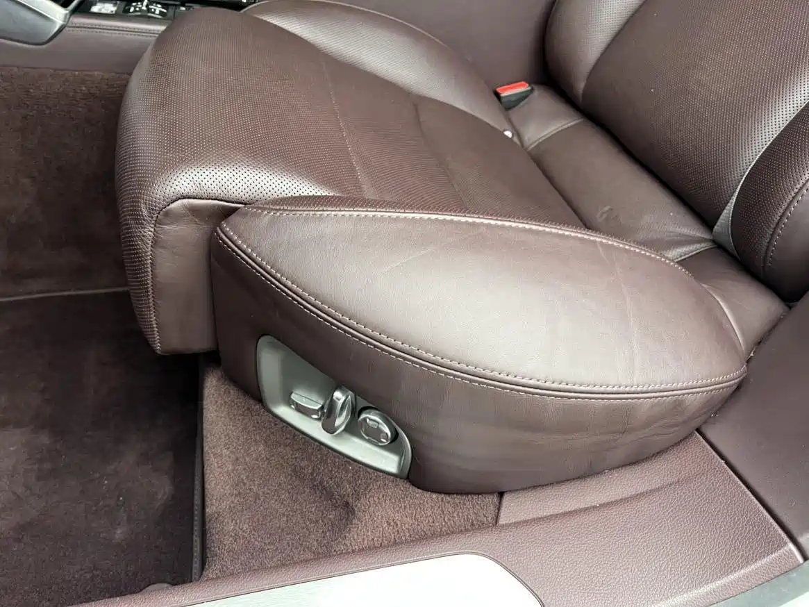 Photo 12 - Porsche Panamera