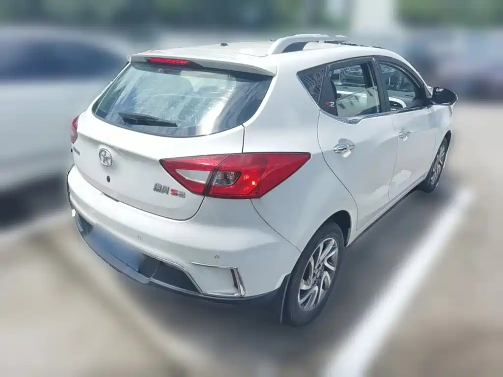 JAC Motors Refine S2 2016 2015 1.5L Manual Luxury