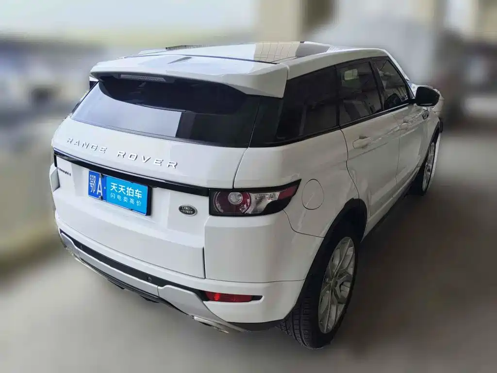Land Rover Range Rover Evoque (Import) 2014 2014 2.0T 5-door Brilliance Sport