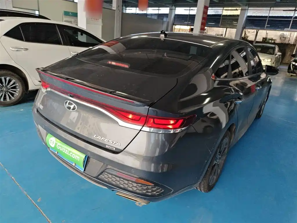 Hyundai Fista 2019 280TGDi Sport Edition China VI фото 7