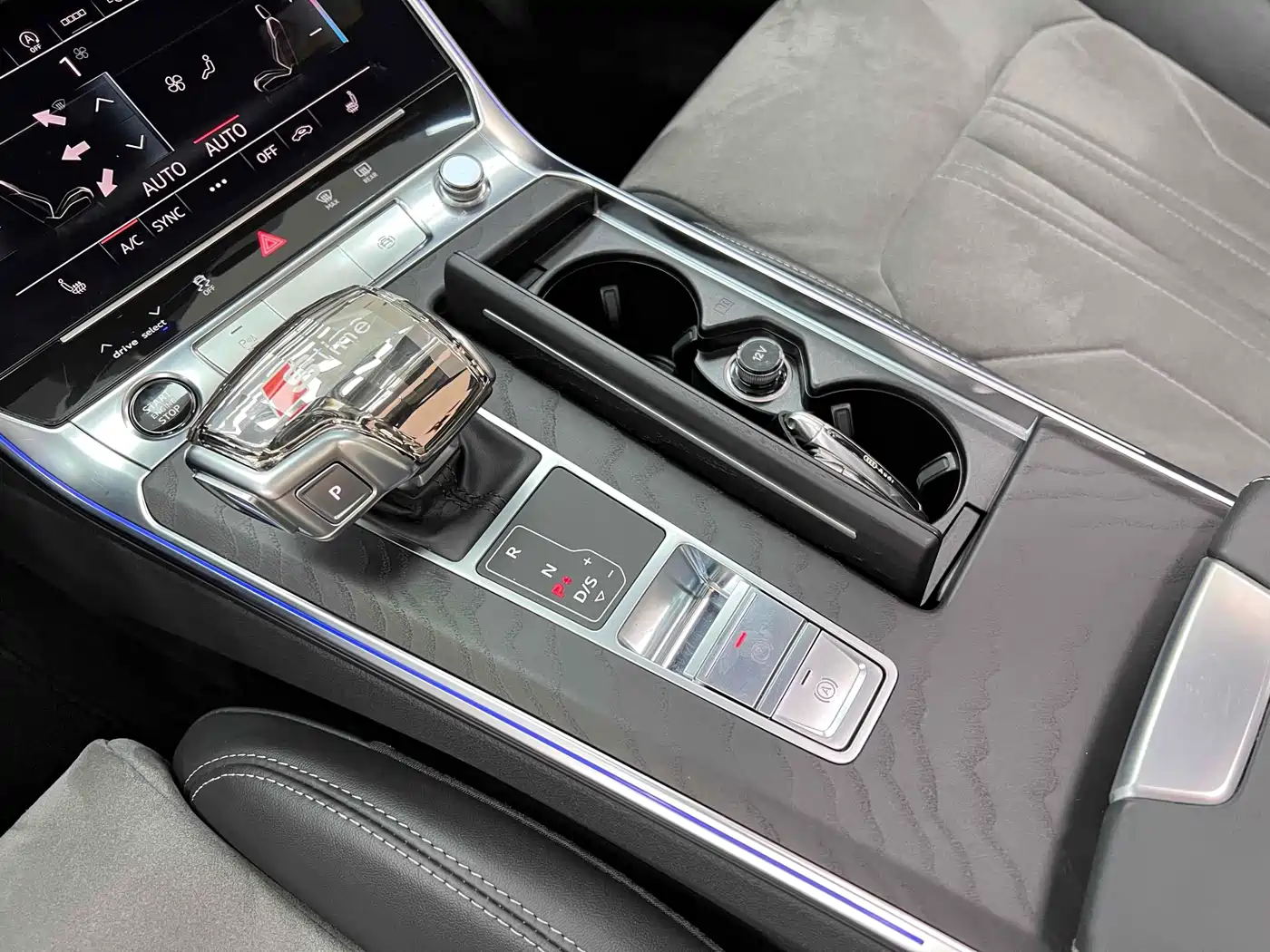 Audi A6L 2024 45 TFSI Premium Dynamic фото 30