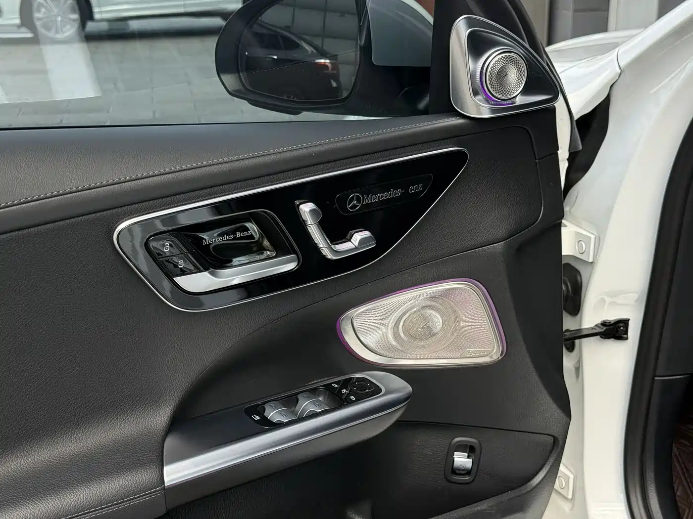 Mercedes-Benz C-Class 2023 Facelift C 260 L Sport Edition фото 33