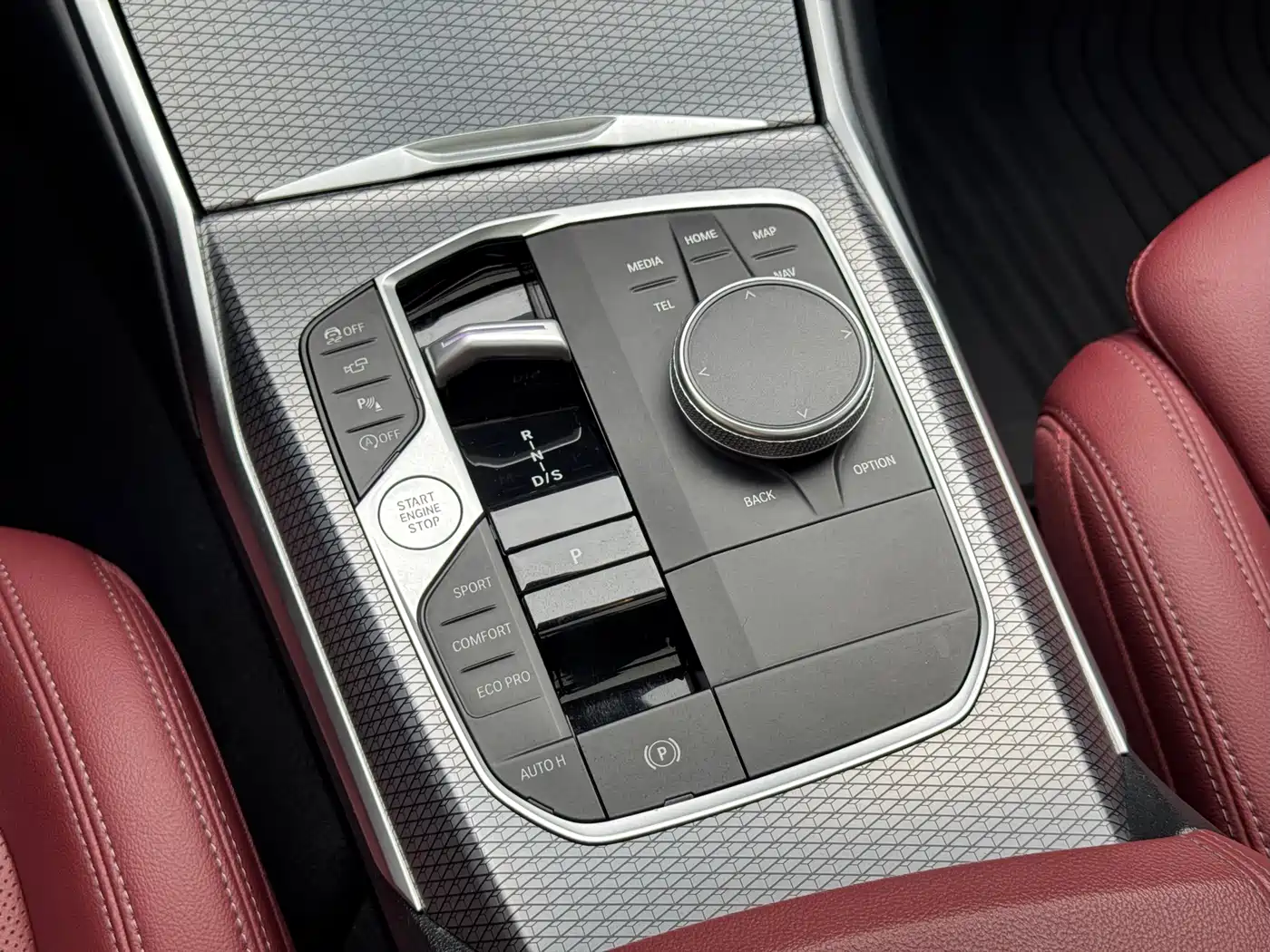 BMW 3 Series 2023 325Li M Sport Black Night Package фото 20