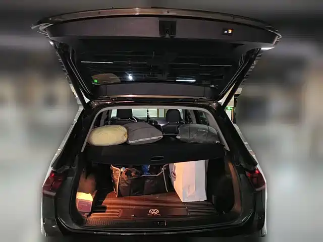 Volkswagen Tiguan L 2019 330TSI Auto 2WD Smart Luxury Edition China V — фото 5