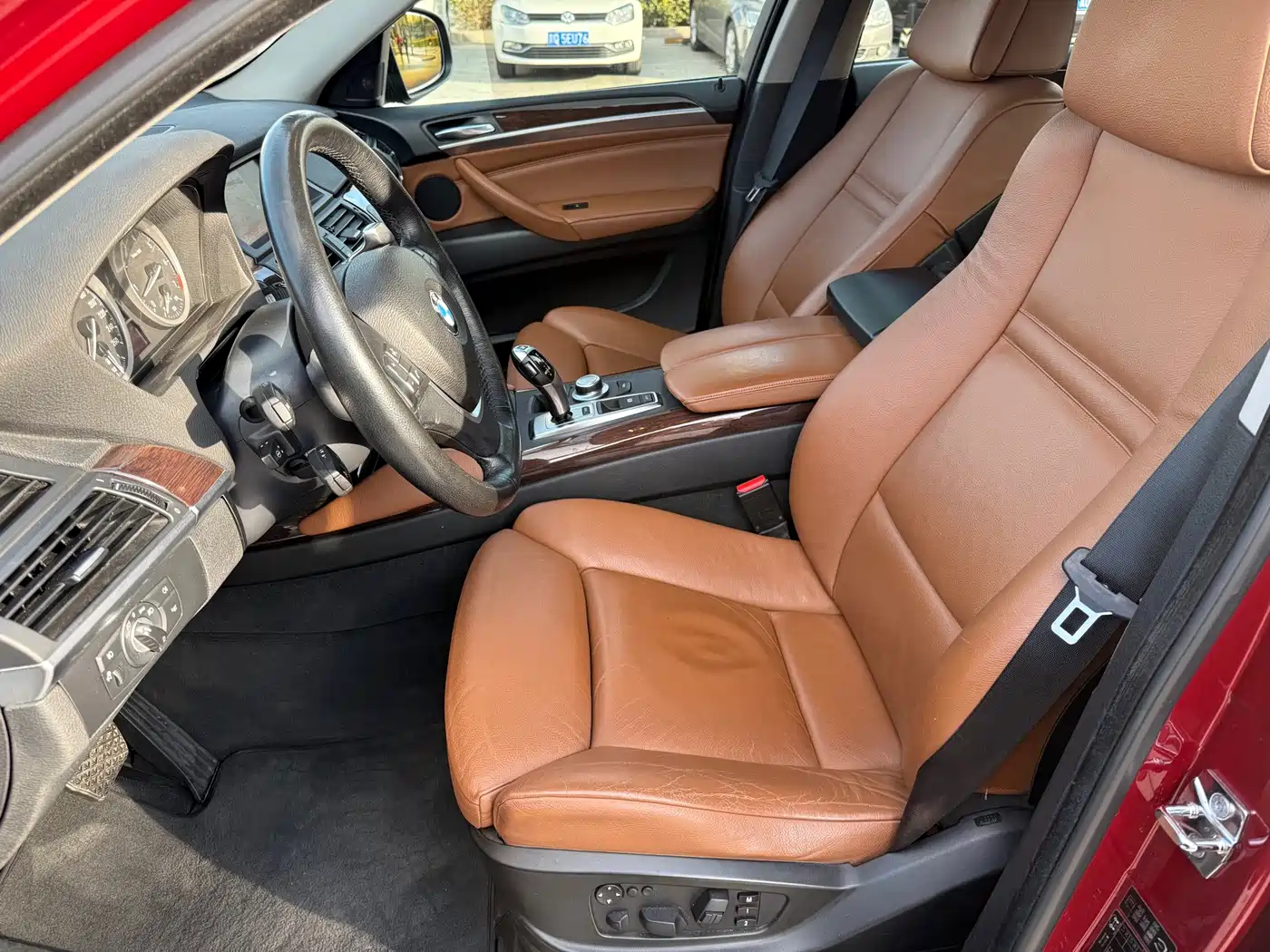 Фото 10 - BMW X6