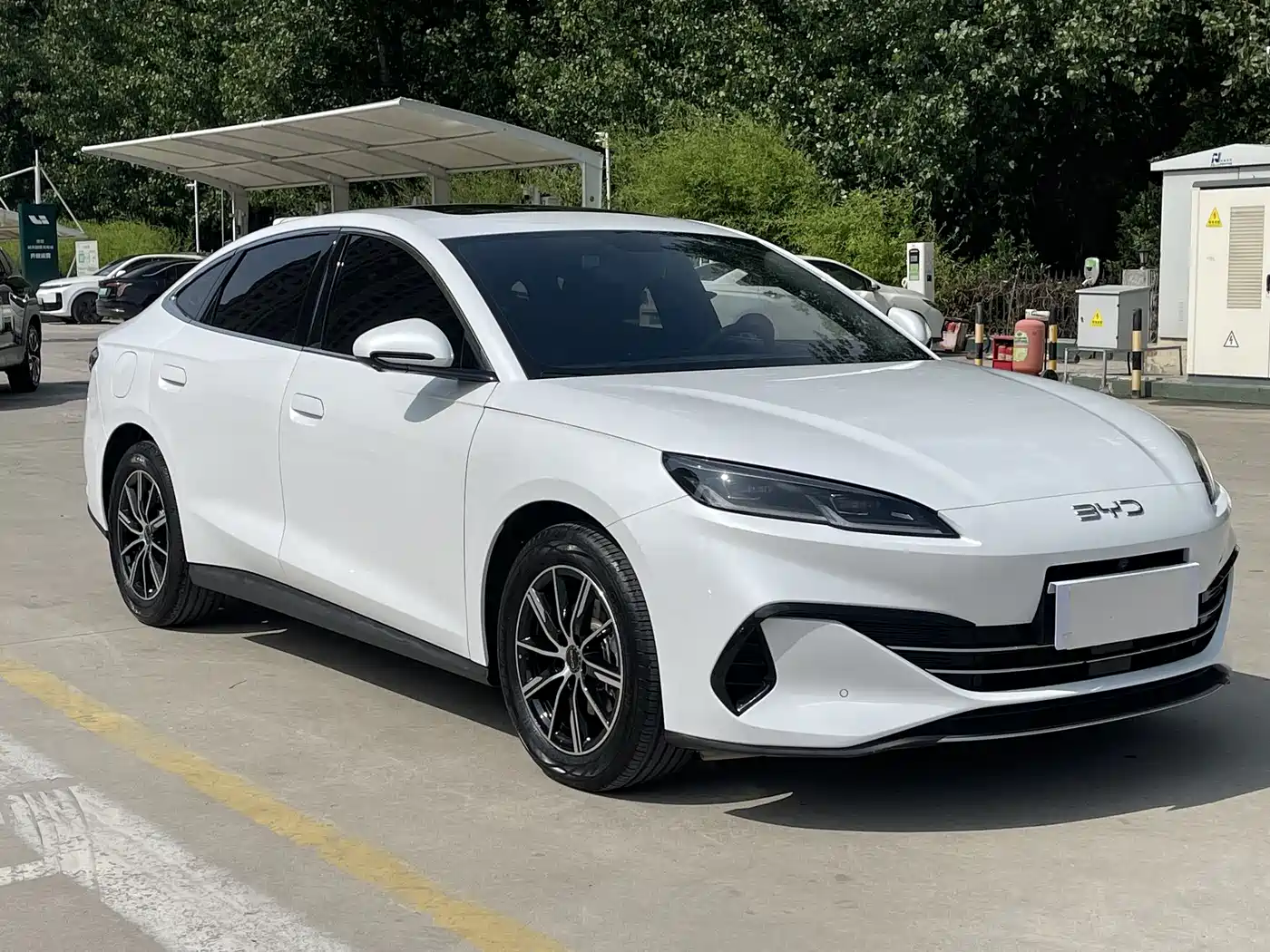 BYD Seal 06 New Energy 2024 DM-i 120KM Honor фото 2