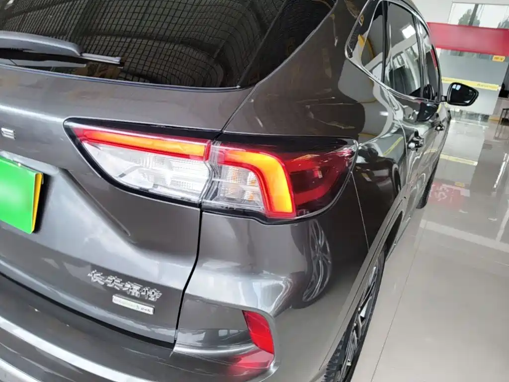 Ford Escape 2023 2020 EcoBoost 245 2WD Smart Premium Edition