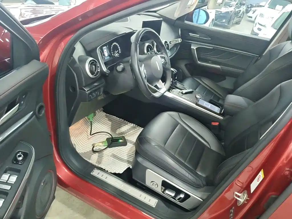 WEY VV5 2019 2019 Upgrade 2.0T 2WD Ultra Luxury China V