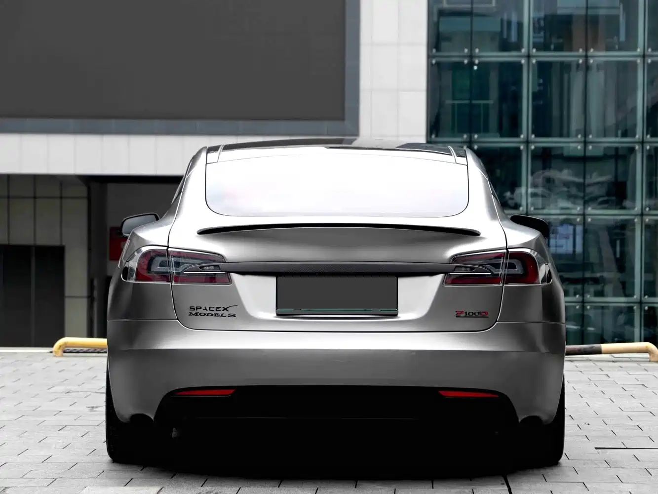 Фото 16 - Tesla Model S