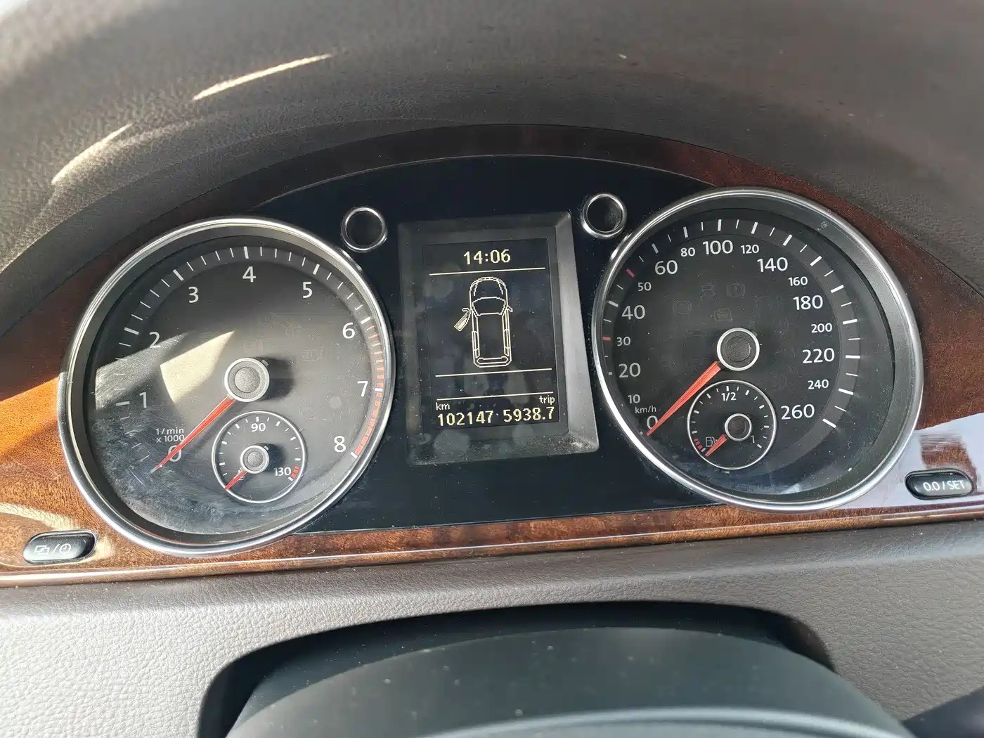 Volkswagen Magotan (Import) 2012 Wagon 2.0TSI Comfort фото 8