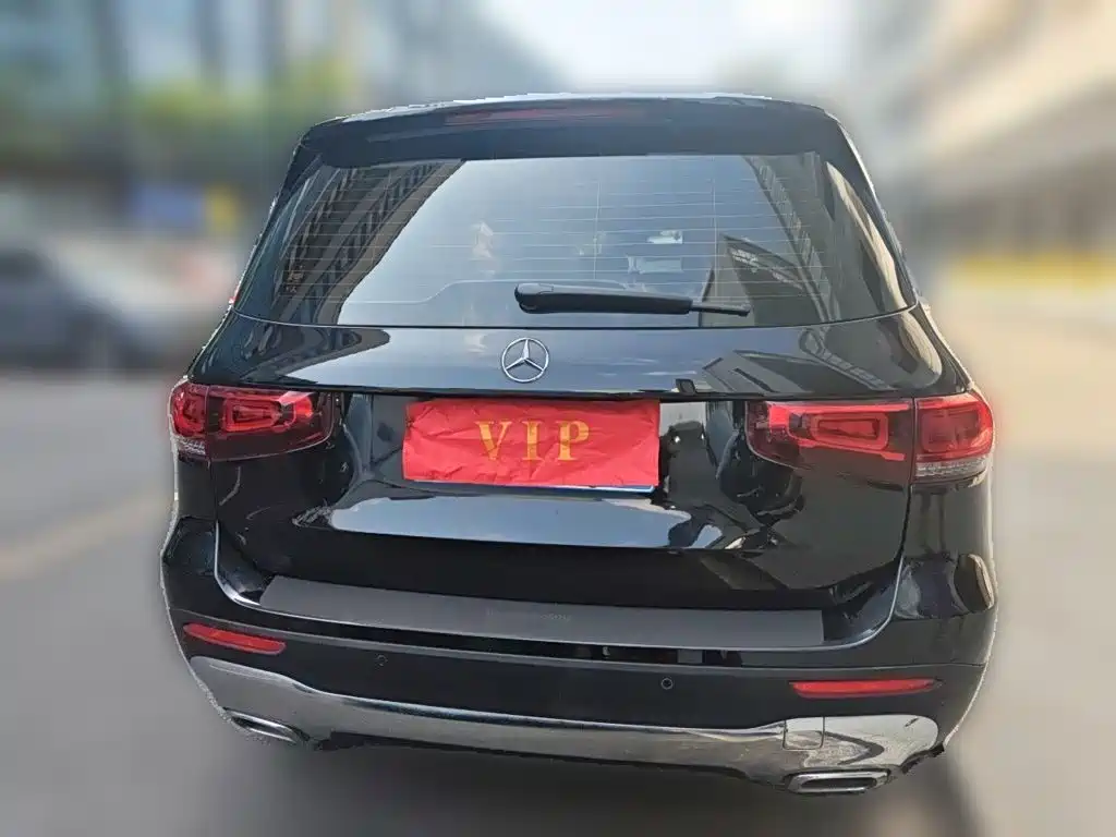 Photo 3 - Mercedes-Benz GLB
