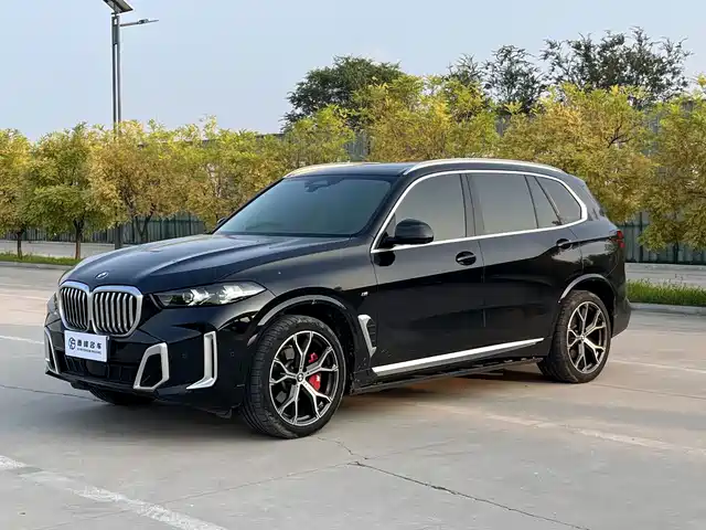 BMW X5 xDrive 30Li, Престиж, M Чёрный спорт-пакет