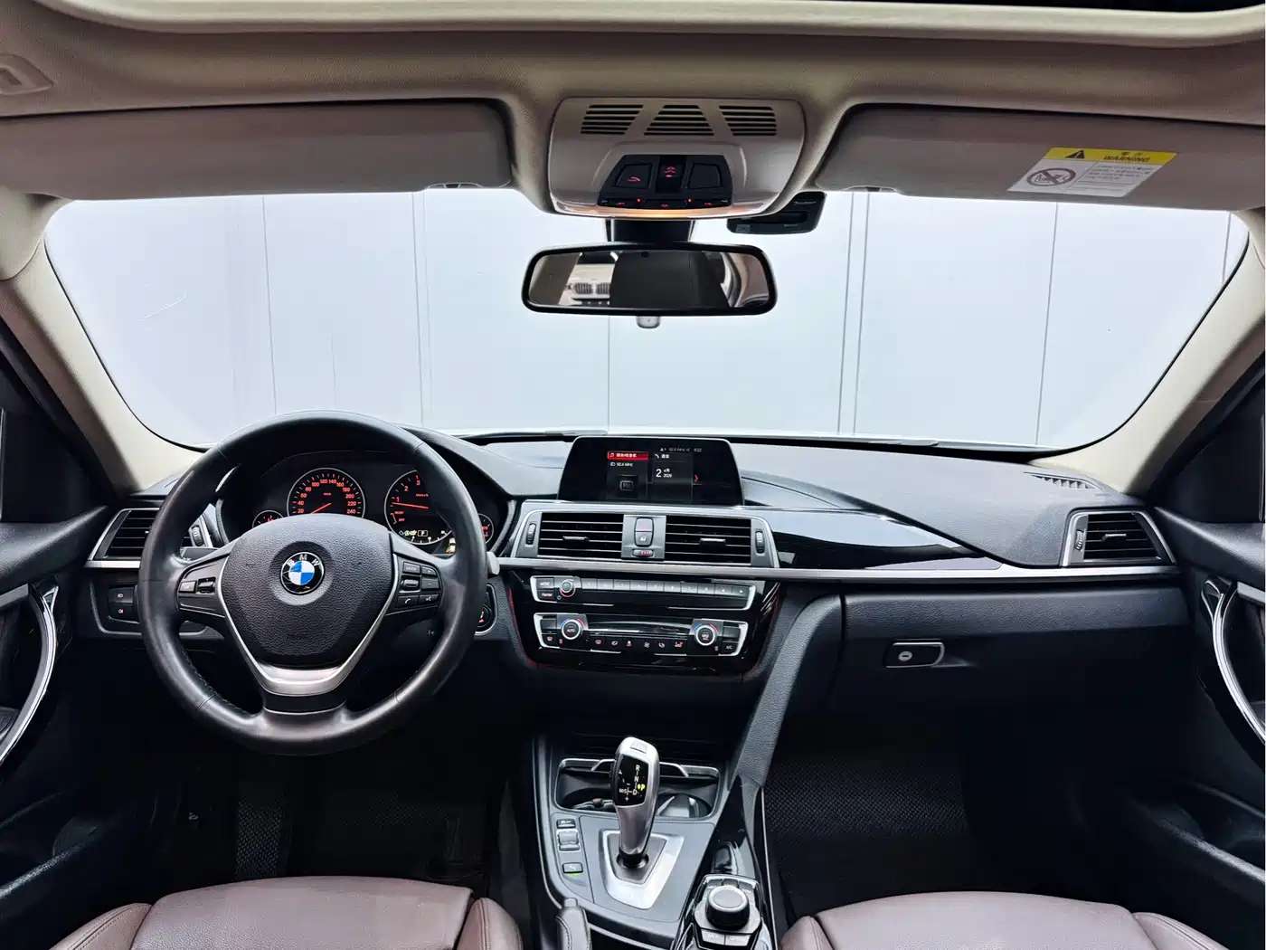 BMW 3 Series 2018 320Li Fashion Style фото 18