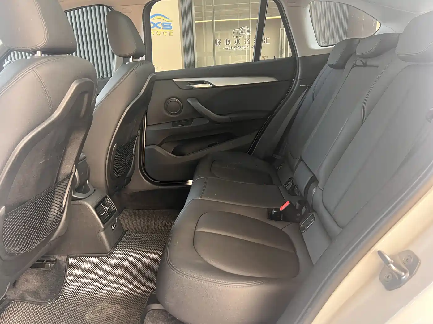 BMW X1 2019 sDrive20Li Leading Model фото 15