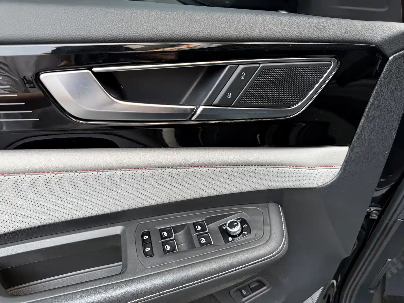 Volkswagen Teramont 2024 2024 Touareg X 380TSI 4WD Dragon Glory Edition