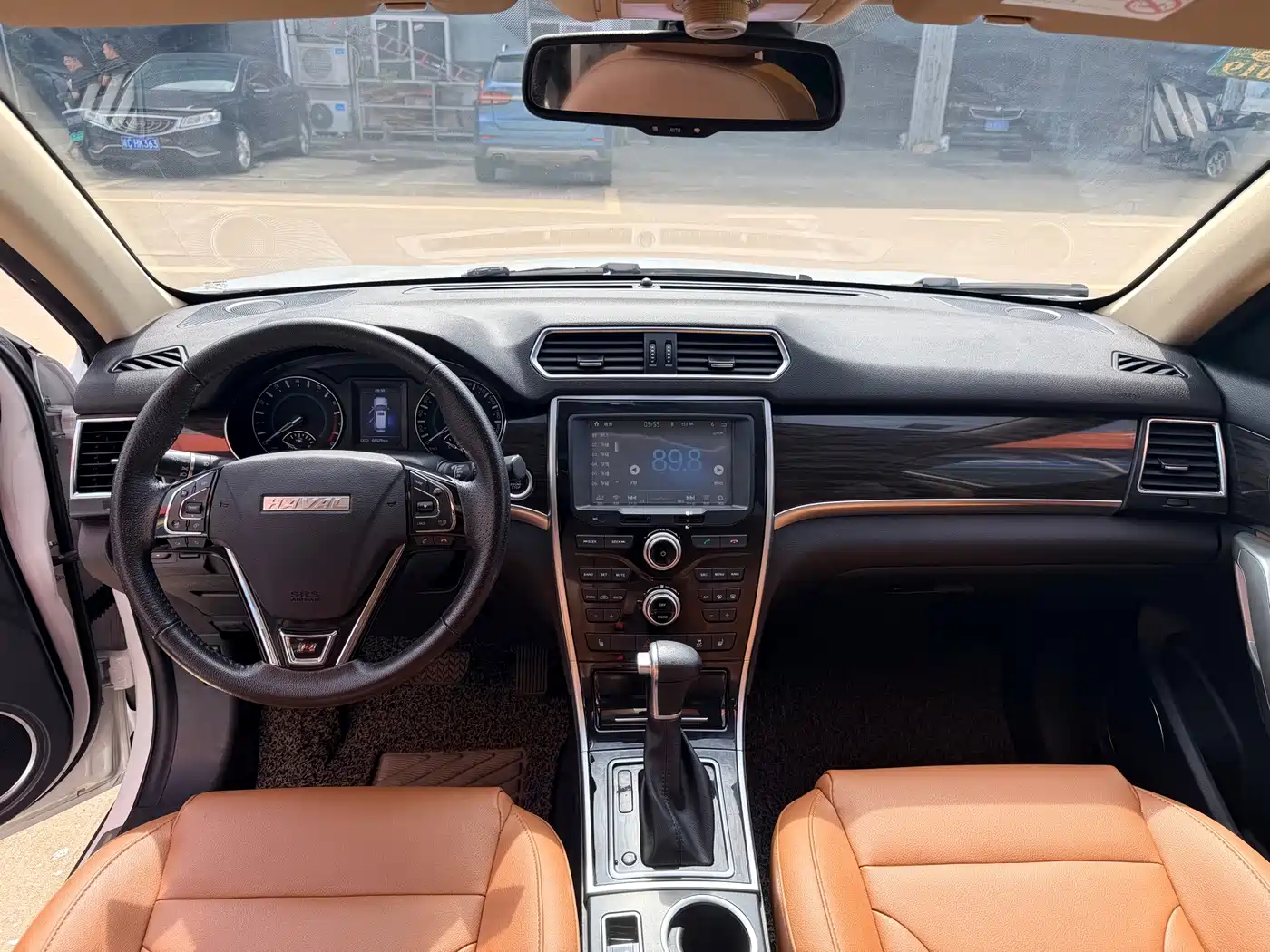 Haval H2 2015 2015 1.5T Automatic 2WD Premium Edition