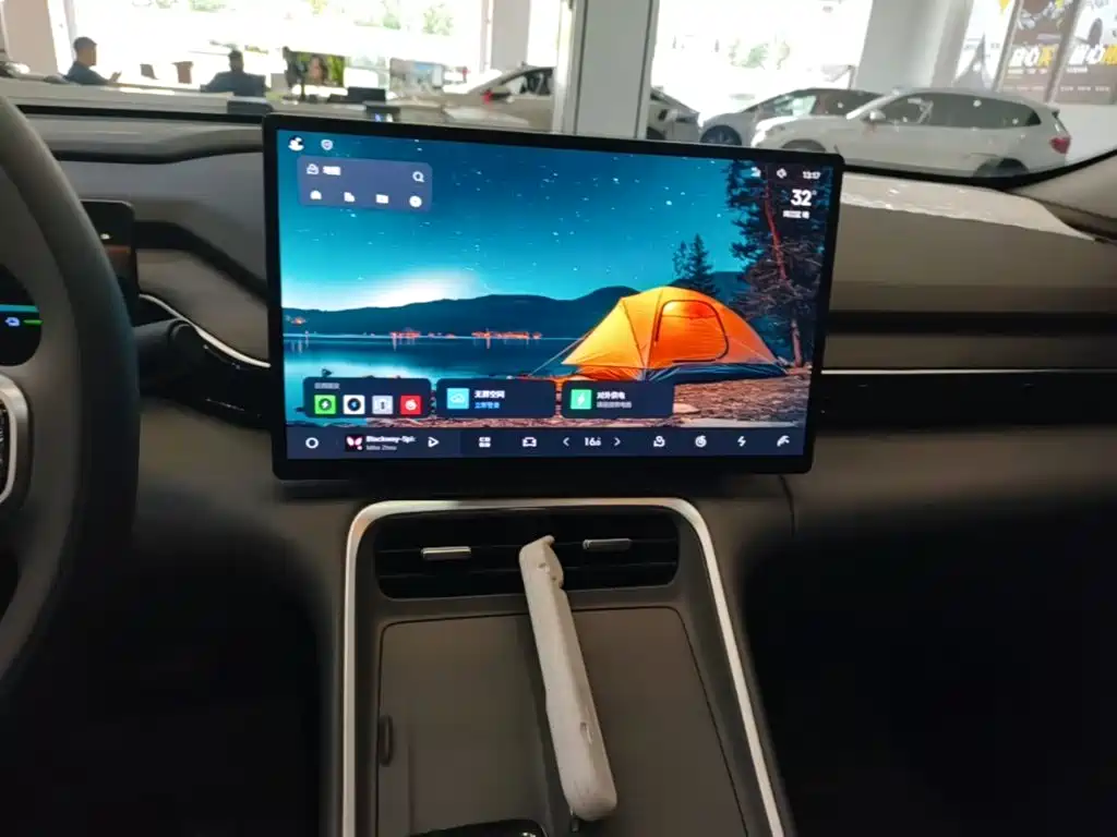 Geely Galaxy Galaxy L6 2025 2025 EM-i 60km Explorer Edition