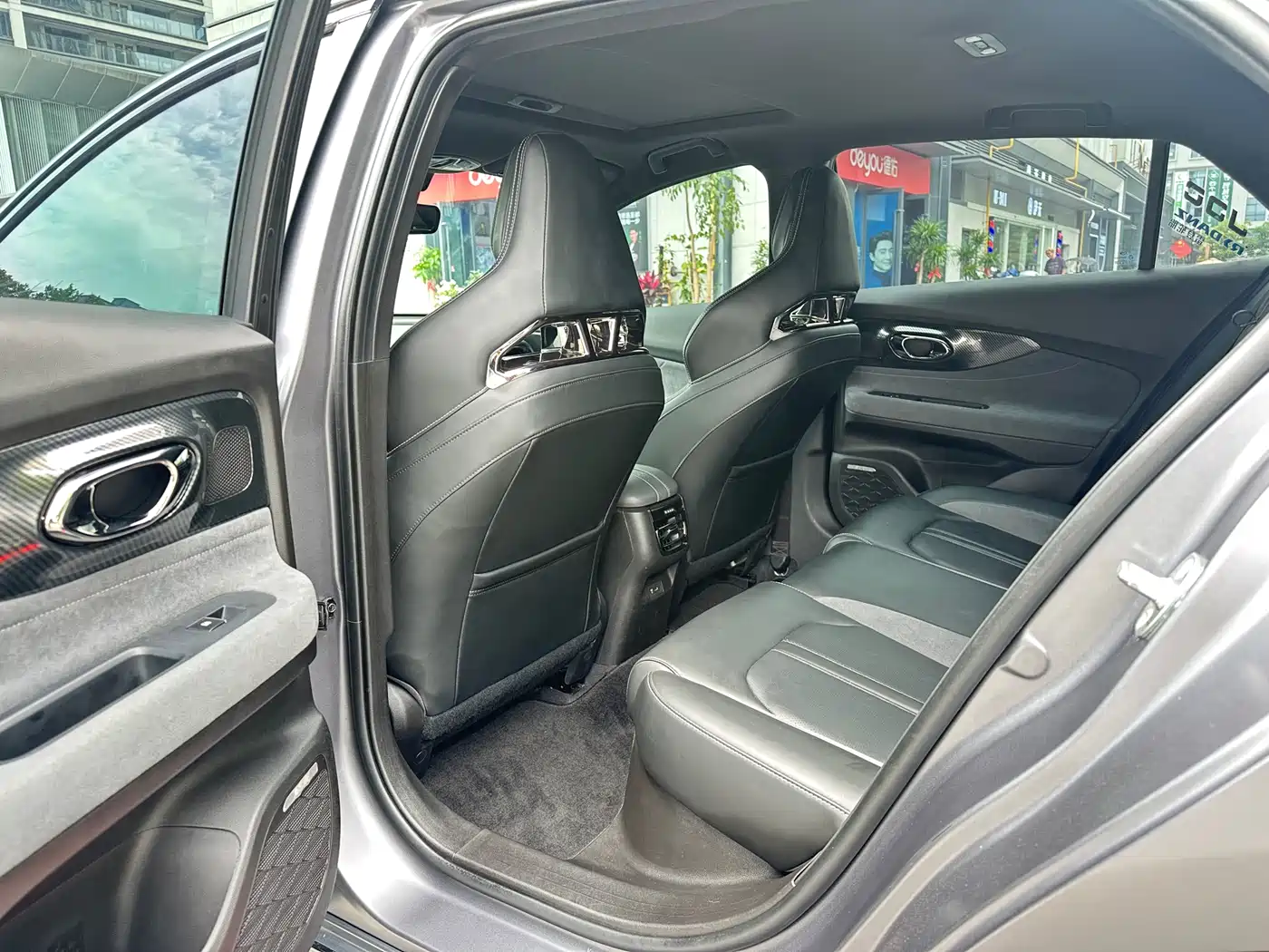 GAC Trumpchi Trumpchi Emkoo 2023 400T Auto R MAX фото 8