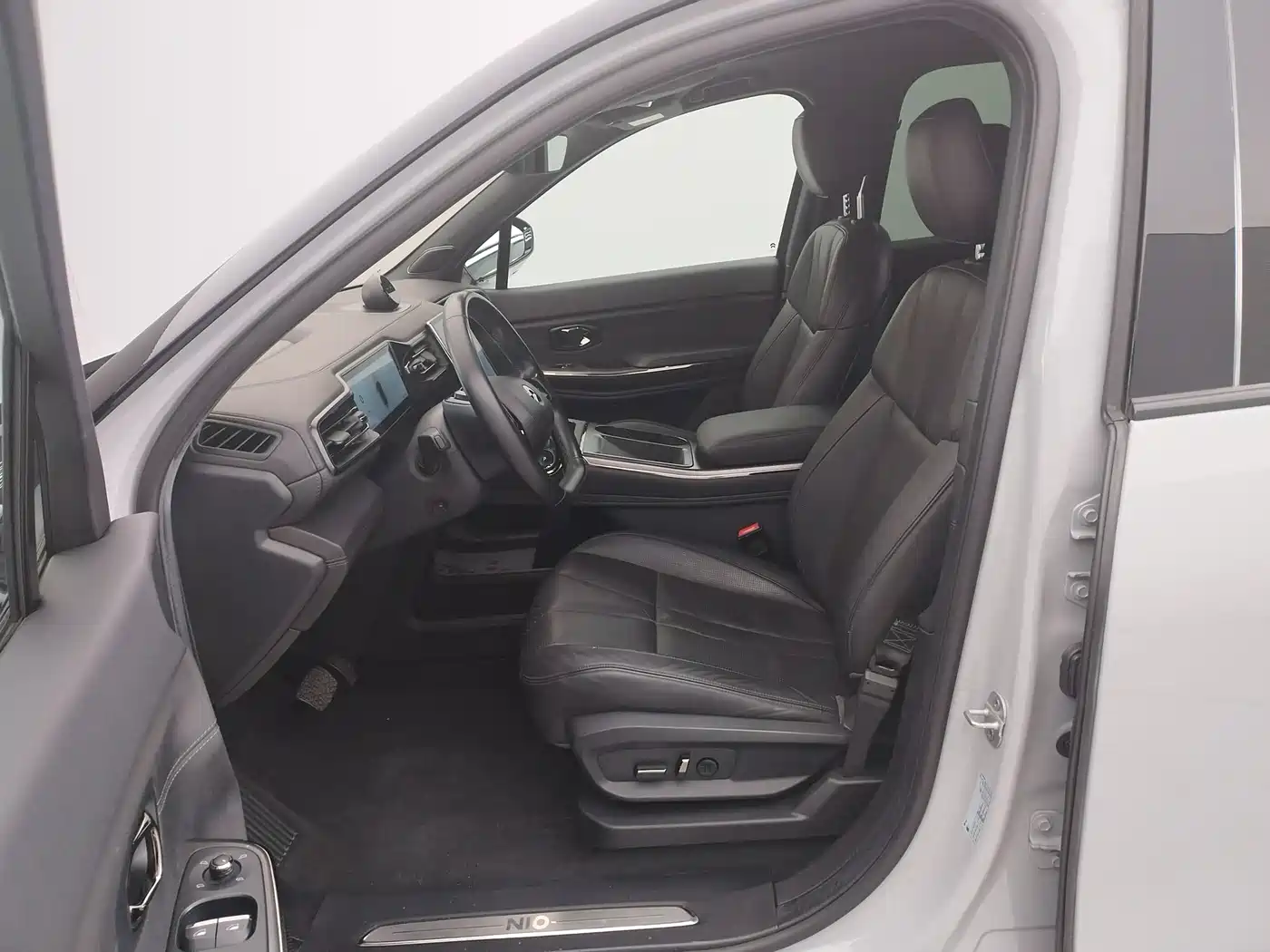 NIO NIO ES8