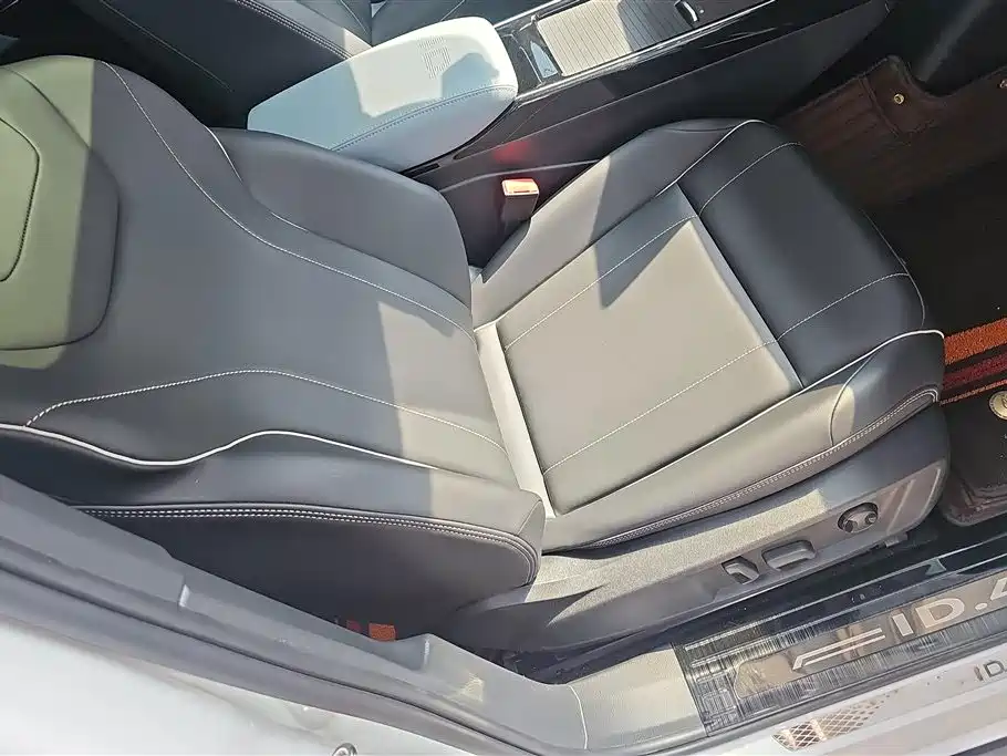 Volkswagen ID.4 X 2024 Pure Intelligent Edition фото 8