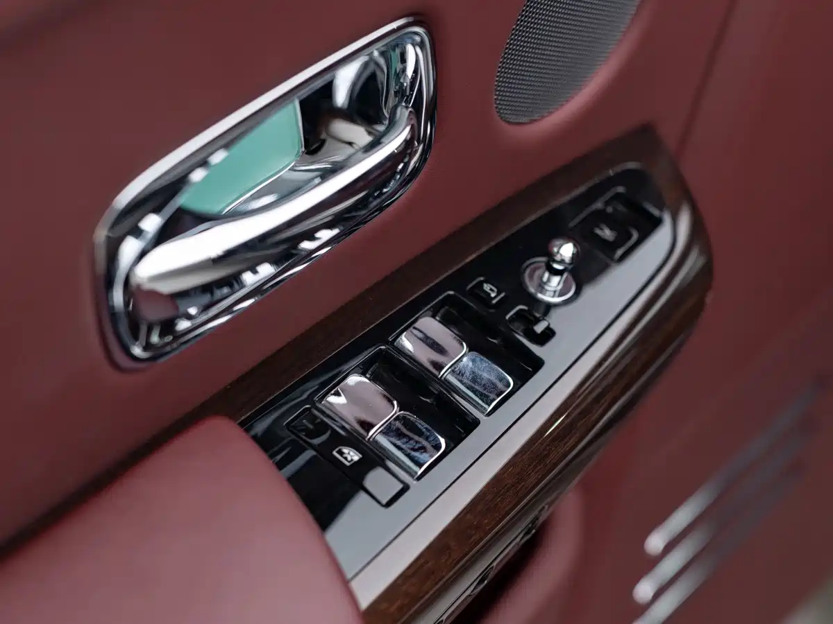 Фото 21 - Rolls-Royce Phantom