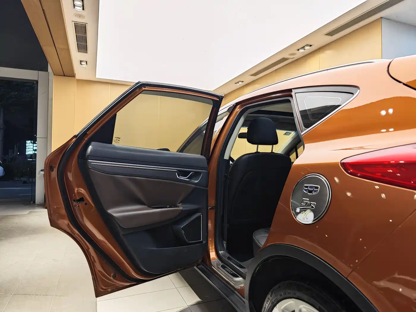 GEELY AUTOMOBILE EMGRAND GS