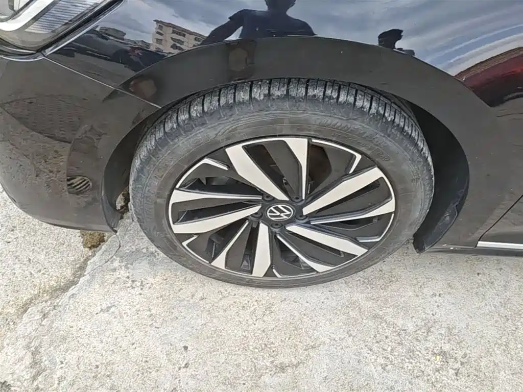 Volkswagen Passat 2022 330TSI Starlight Elite Edition фото 23