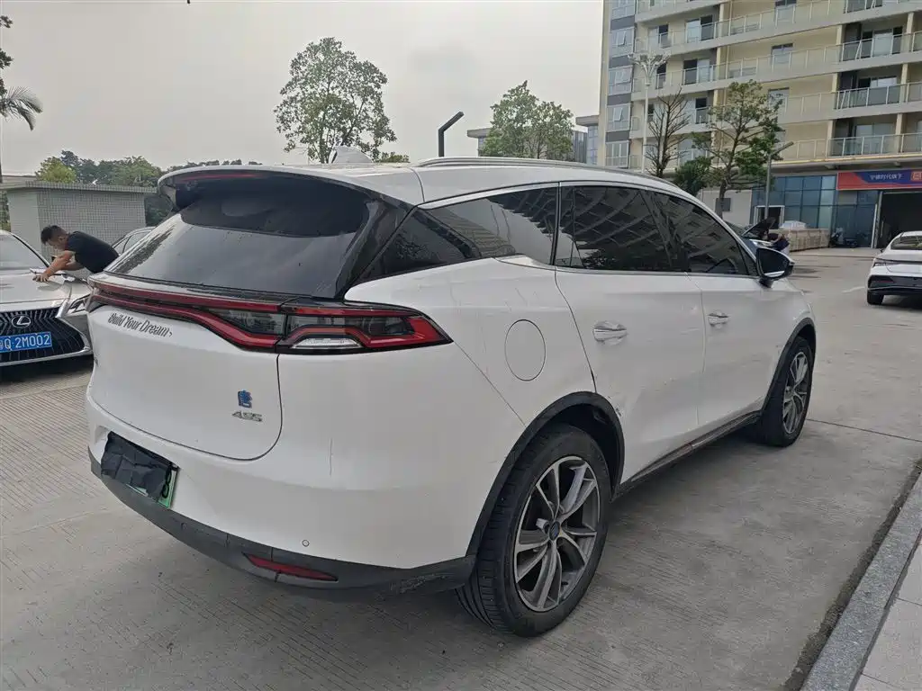 Фото 3 - BYD Tang New Energy