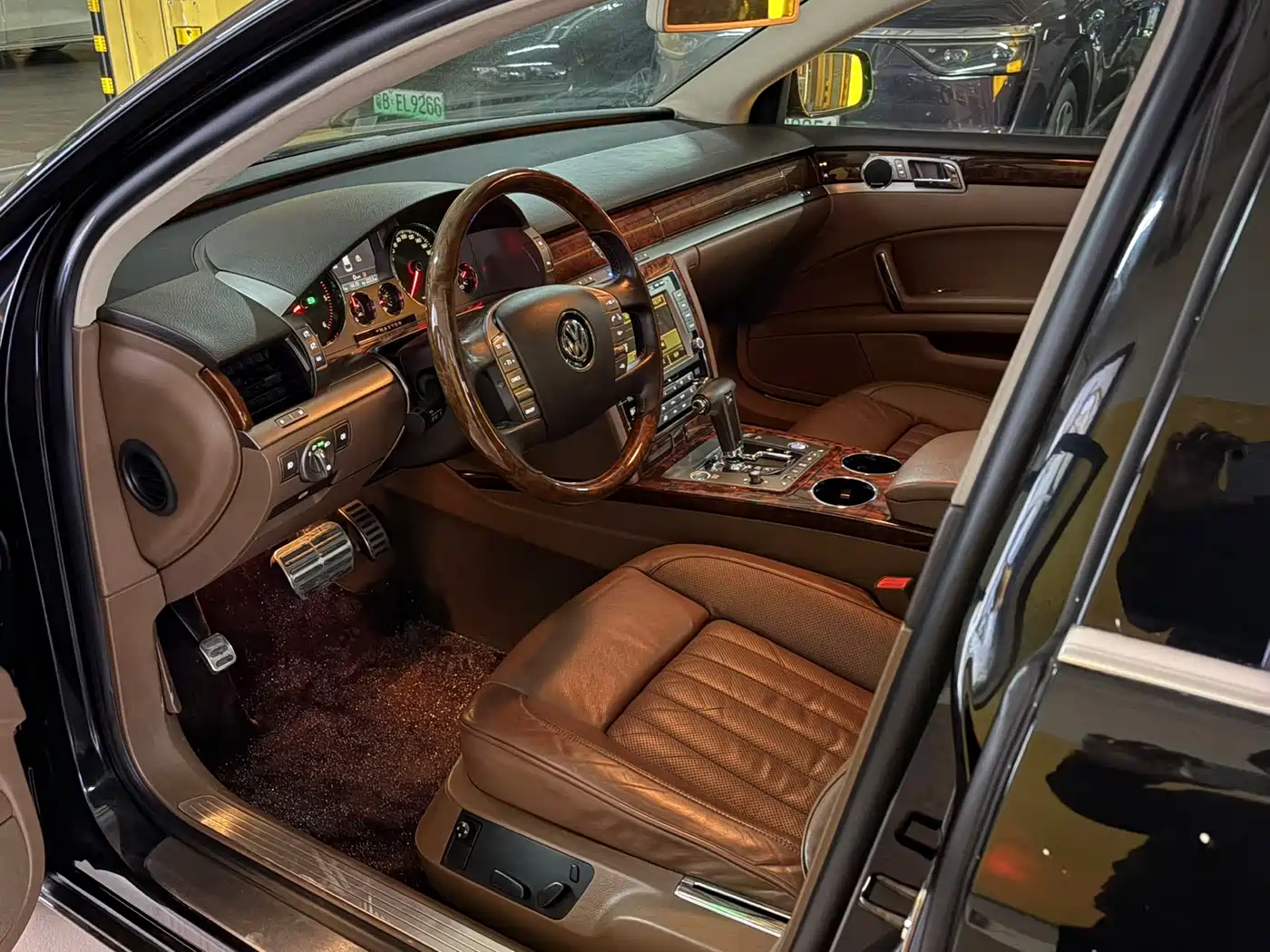 Volkswagen Phaeton 2012 3.0TDI Executive фото 8
