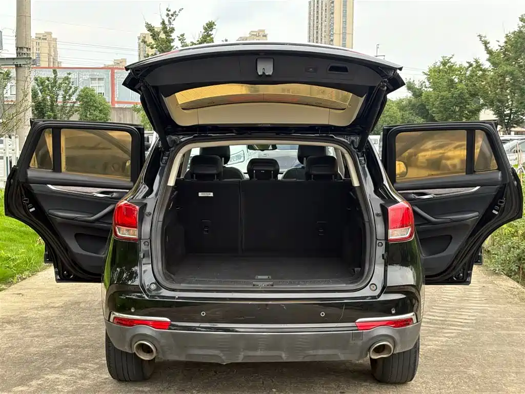 Hanteng Auto Hanteng X7 2017 2018 Model X7S 1.5T Automatic Premium Edition