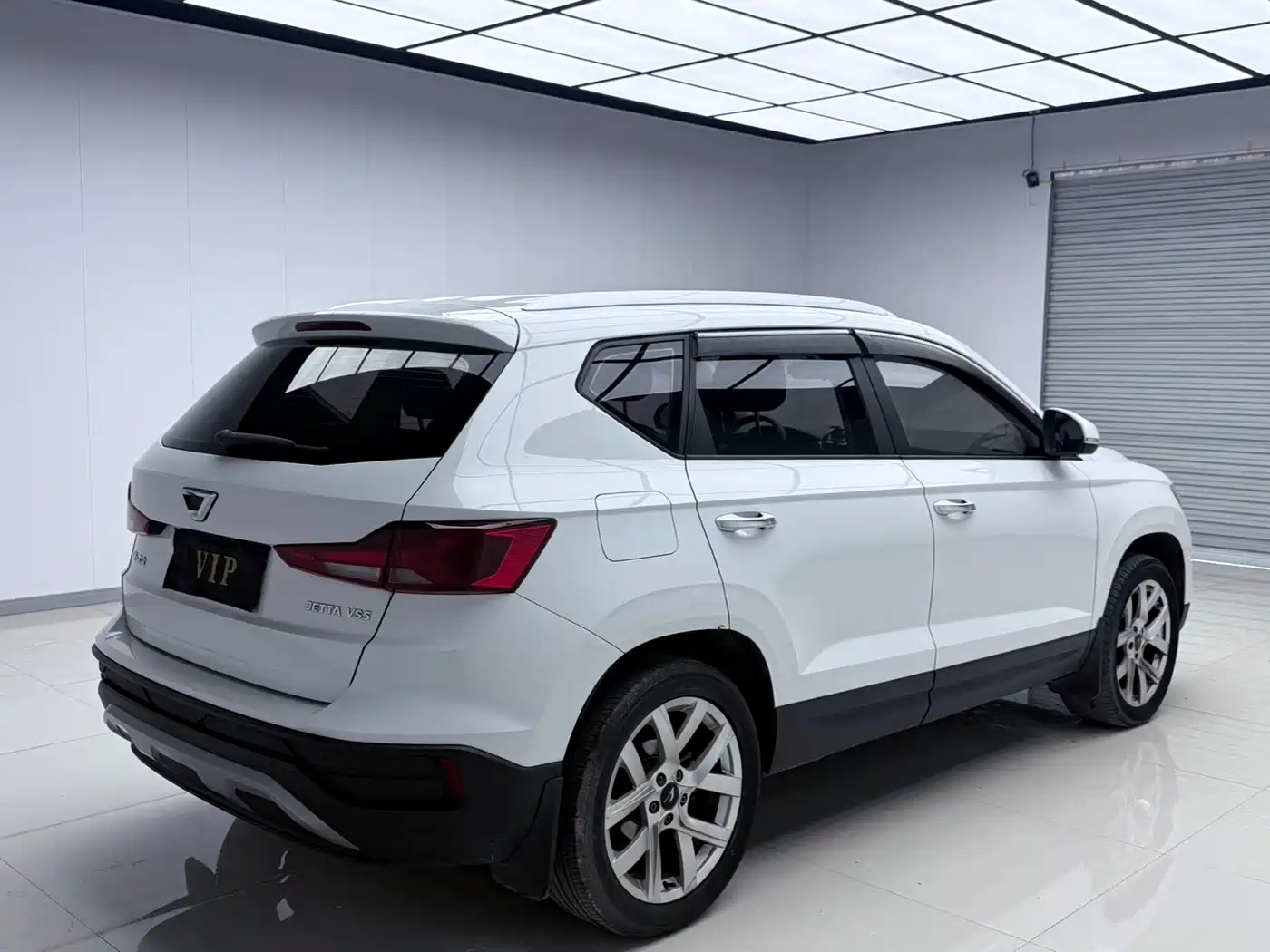 JETTA VS5