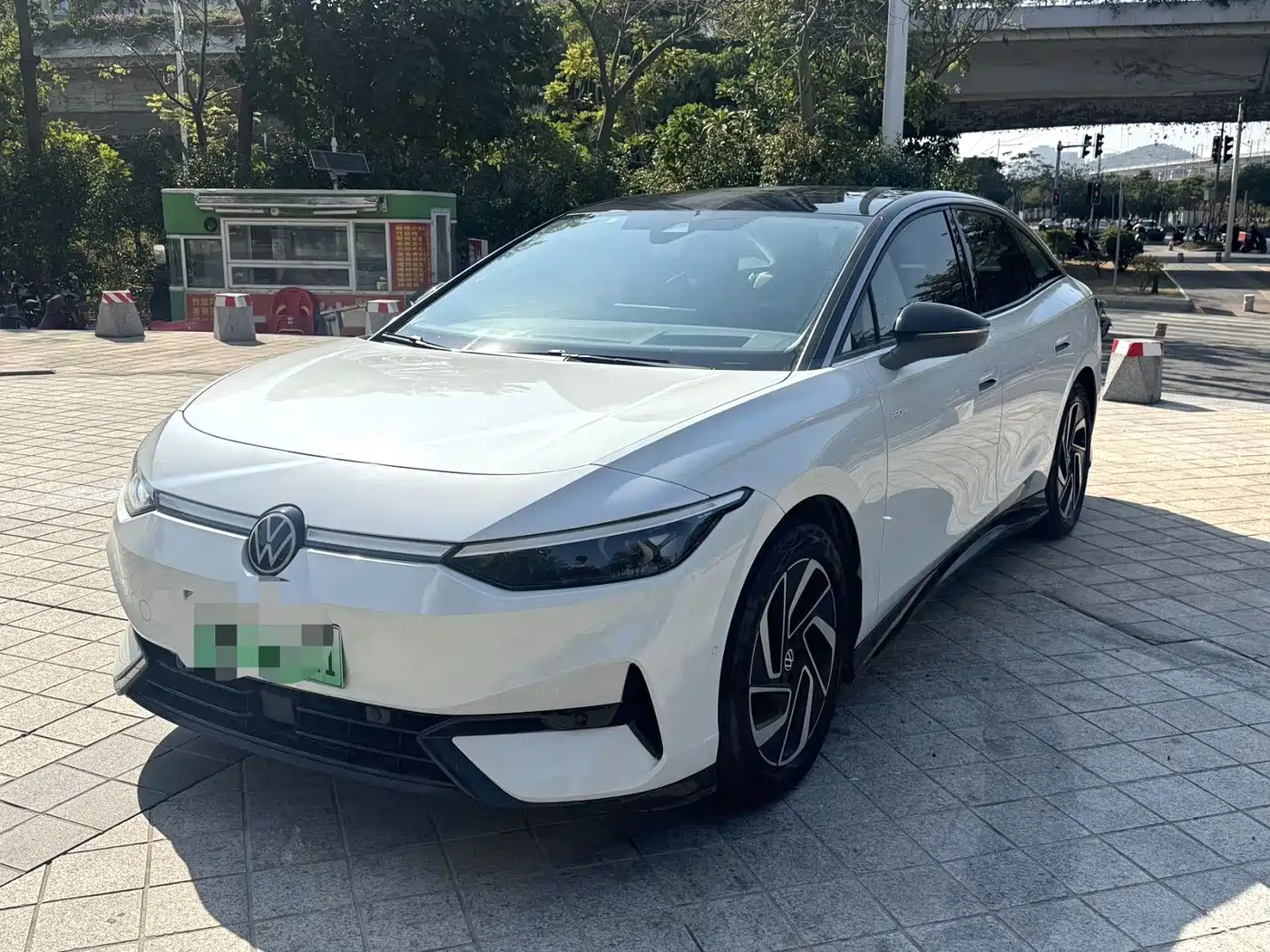 VOLKSWAGEN ID.7 VIZZION