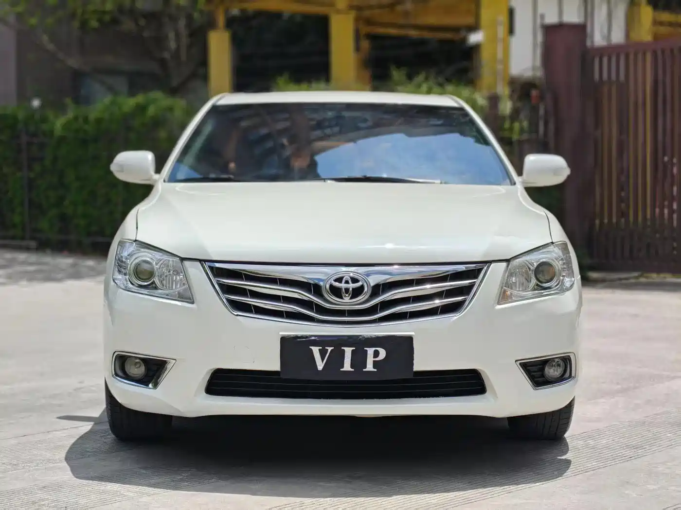 Toyota Camry 2013 200G Classic Luxury Edition фото 2