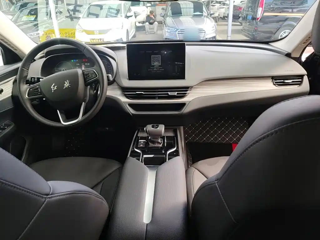 Hongqi E-QM5 2025 2024 Model 610km PLUS