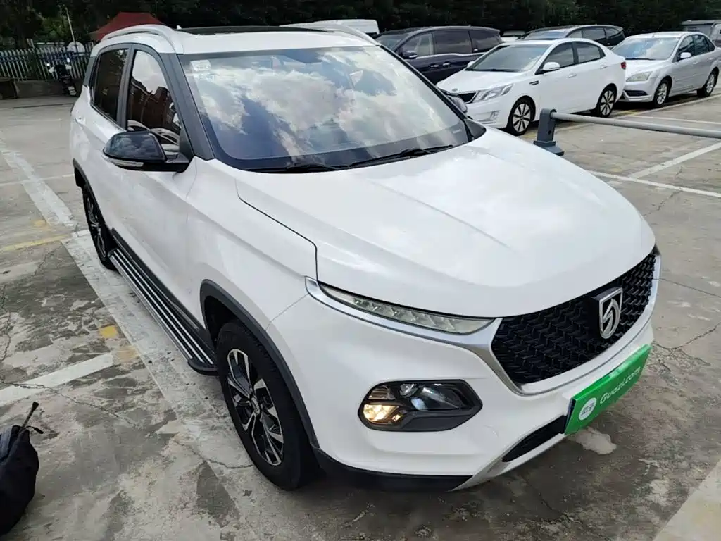 Фото 4 - Baojun 510